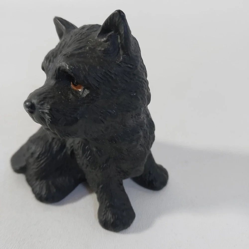 Black Terrier Dog‎ Figurine Vtg Harvey Knox Kingdom House of Global Art Ceramic